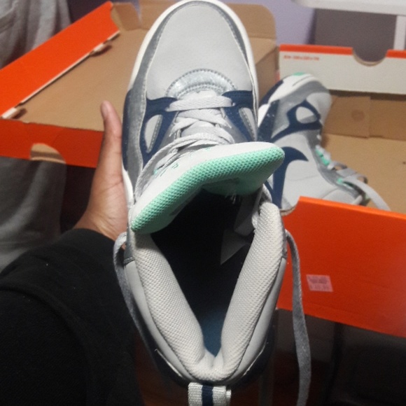 NIKE Flight Jab Step - Picture 2 of 6